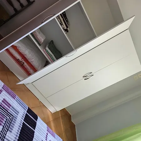 Kuqa Rent House 펜션 사밀