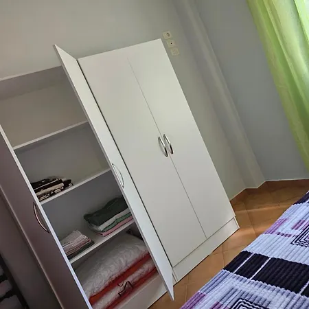 Kuqa Rent House