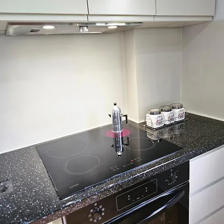 Feriehus Kuqa Rent House